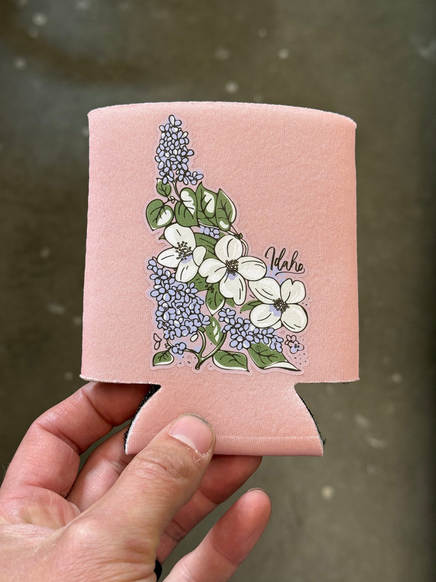 Idaho State Flower Can Cooler (Blush)