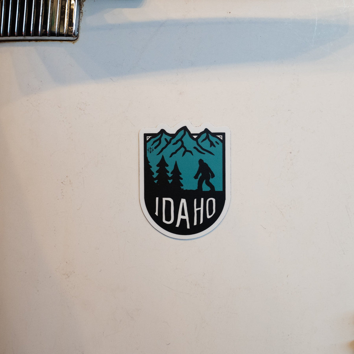 Idaho Bigfoot Mountains Vinyl Magnet